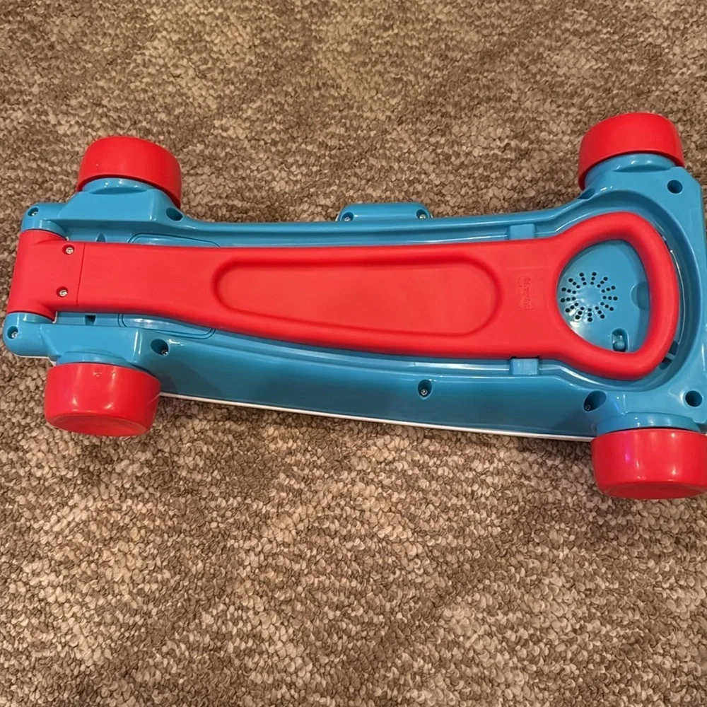 Fisher-Price Giant Light Up Xylophone Pull-Along